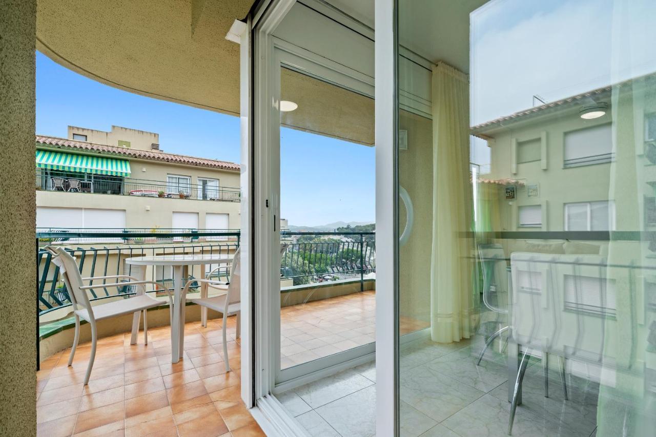Hauzify I Apartament Estrella Platja d'Aro Eksteriør billede