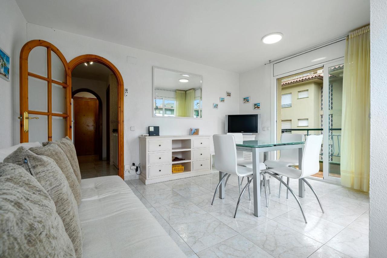 Hauzify I Apartament Estrella Platja d'Aro Eksteriør billede